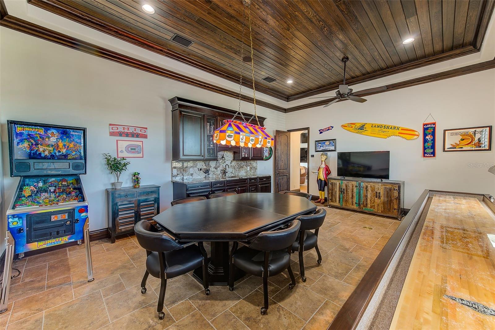 OAKHURST SHORES 1ST ADD - Residential