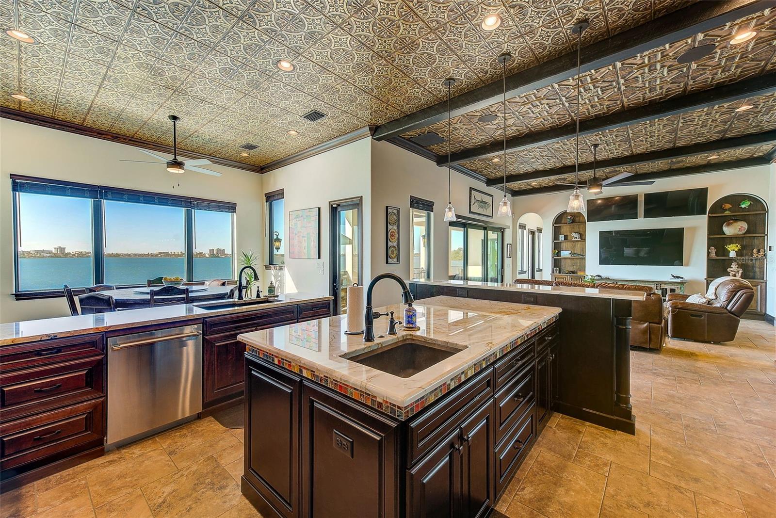 OAKHURST SHORES 1ST ADD - Residential