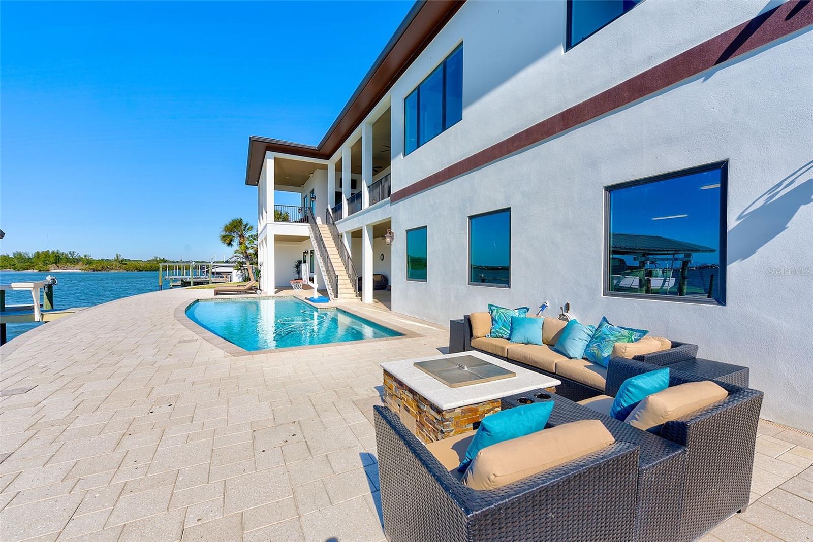 OAKHURST SHORES 1ST ADD - Residential