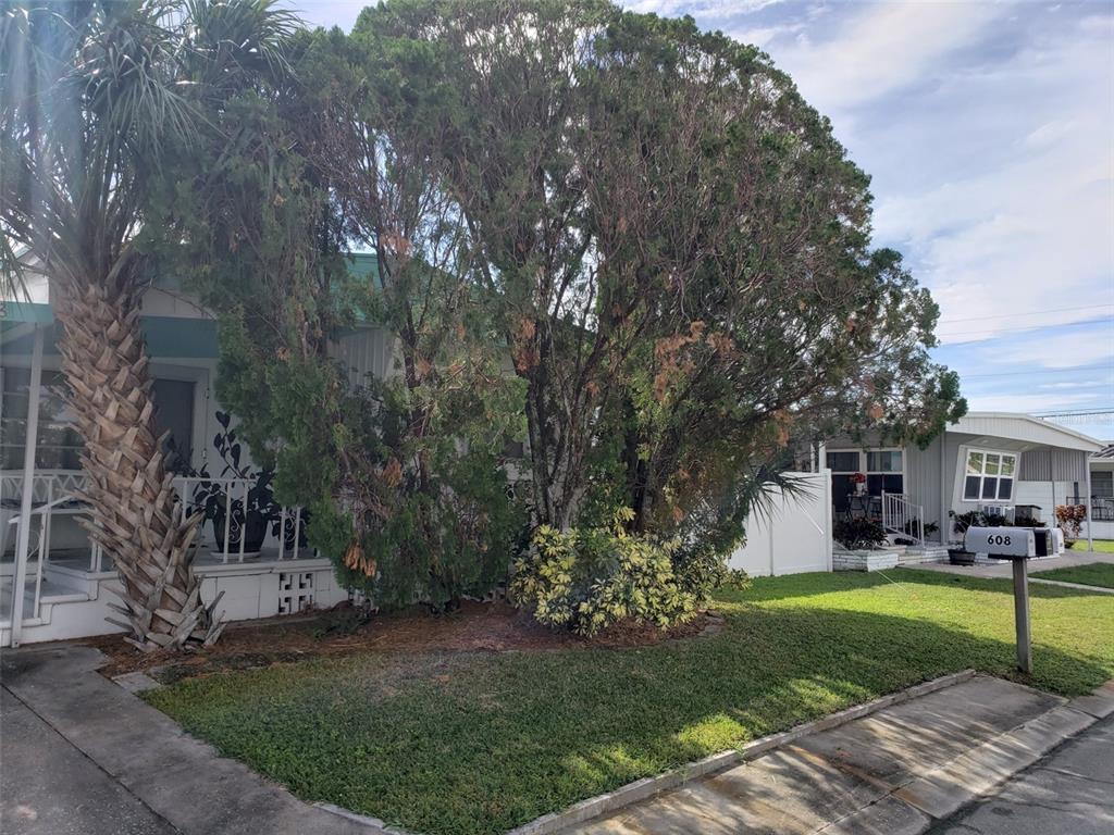 FAIR LANE ACRES THIRD ADD - Residential Lease