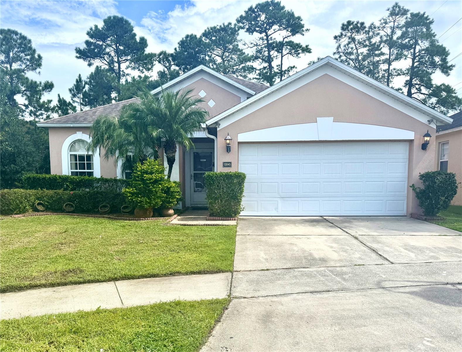 Charming 4 Bed/2 Bath Available in East Orlando!!!
Priced Low, Call Now, Property has been Professionally Refurbished!!, Very Clean Property, Ceiling Fans in many rooms, Screened in Patio, Huge Master Suit, Granite Countertops, Upgraded Kitchen, Tile Flooring Throughout, Freshly Painted, All Kitchen Appliances Included!!, Blinds Included!!, Driveway Parking, Garage Conversion Room as Additional Bedroom, COMMUNITY POOL, COMMUNITY PARK, COMMUNITY PLAYGROUND, COMMUNITY BASKETBALL COURT, COMMUNITY VOLLEYBALL COURT, JUST MINUTES To: UCF and Valencia, JUST 20 MINUTES To: Downtown Orlando, JUST 15 MINUTES To: The Airport, JUST MINUTES To All Theme Parks, CONVENIENT To: 417, CONVENIENT To: Andover Elementary School, CONVENIENT To: Rio Pinal Golf Course, CONVENIENT To: Major Roads, Shopping and School. The deposit amount is based upon the application results. Pets: OK (Dangerous Pets are not permitted, Pit Bulls, etc.) Priced $2,299.00 for the first 4 months, $2,399.00 for the remaining 8 months (Average: $2,367.00/mo). AVAILABLE: September 15, 2025