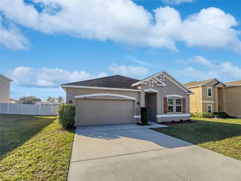 A home in WINTER HAVEN