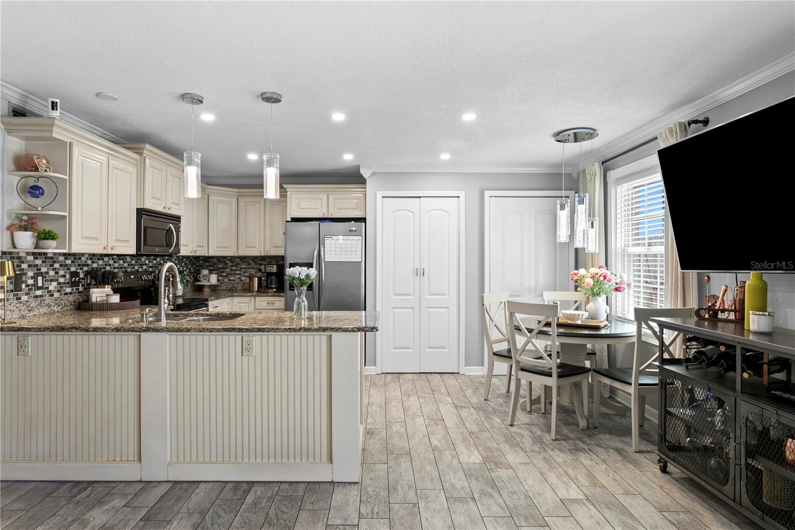 WATERSIDE AT COQUINA KEY SOUTH - Residential