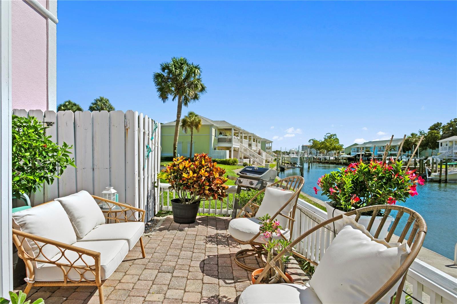 WATERSIDE AT COQUINA KEY SOUTH - Residential