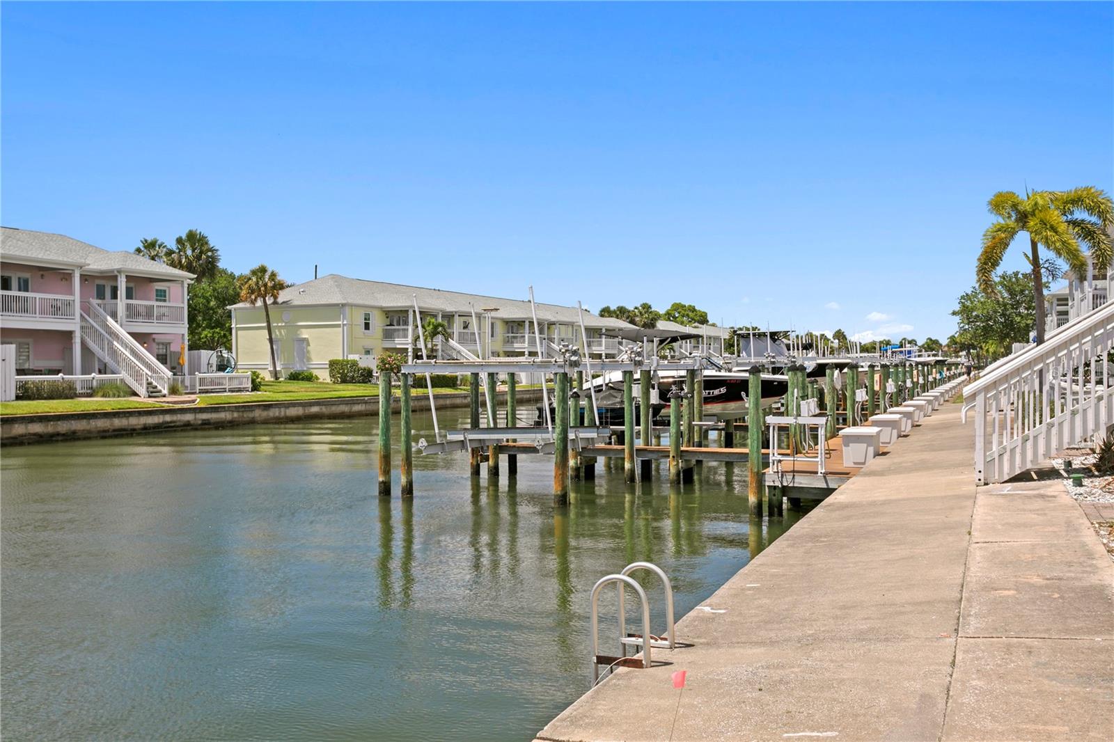WATERSIDE AT COQUINA KEY SOUTH - Residential