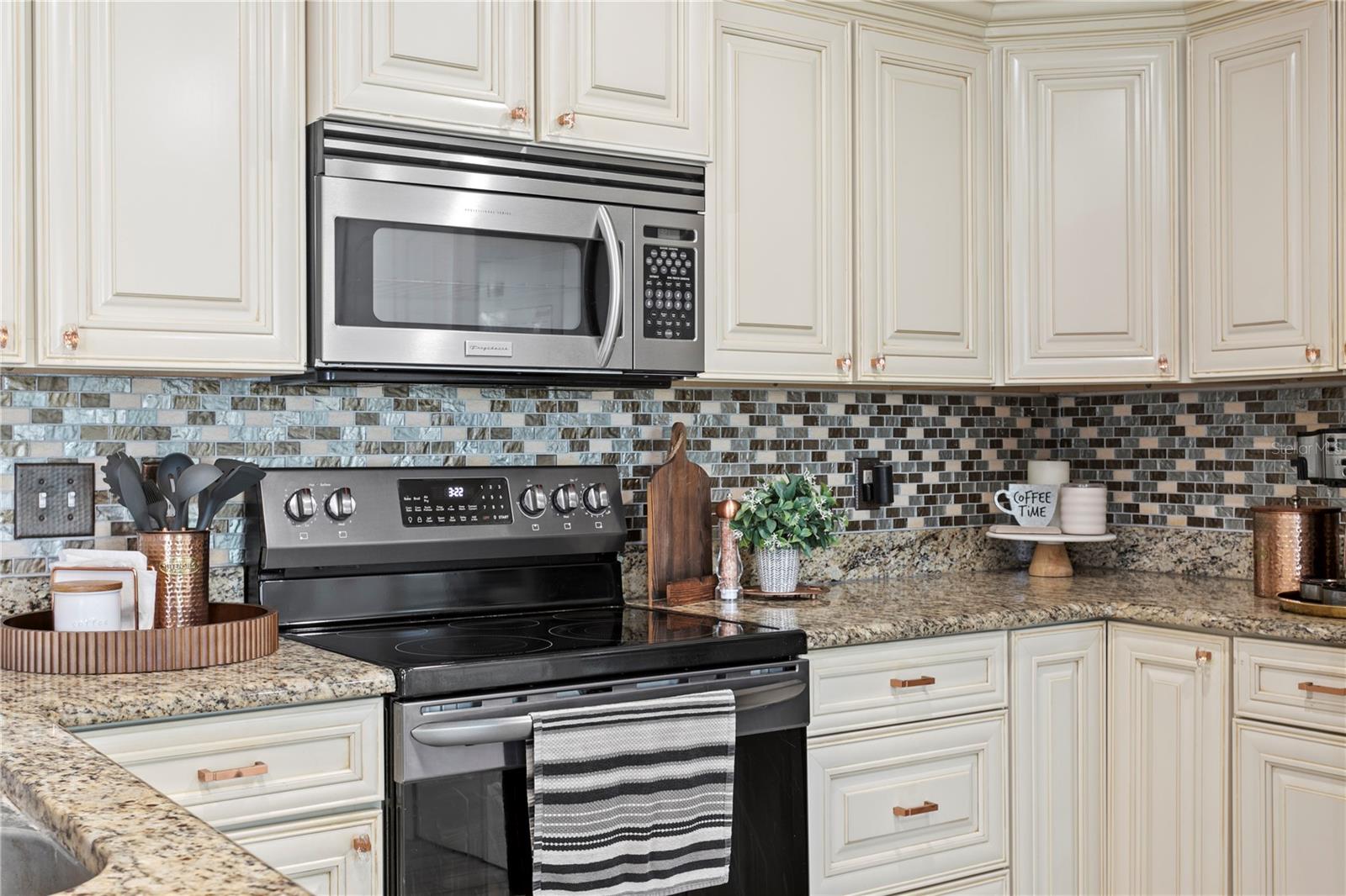 WATERSIDE AT COQUINA KEY SOUTH - Residential