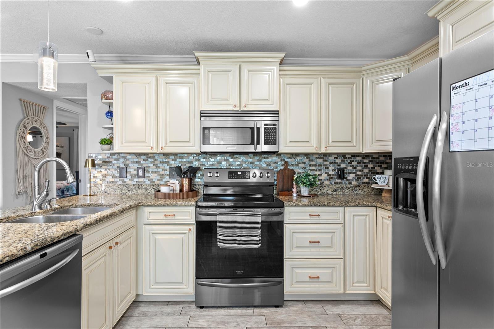 WATERSIDE AT COQUINA KEY SOUTH - Residential