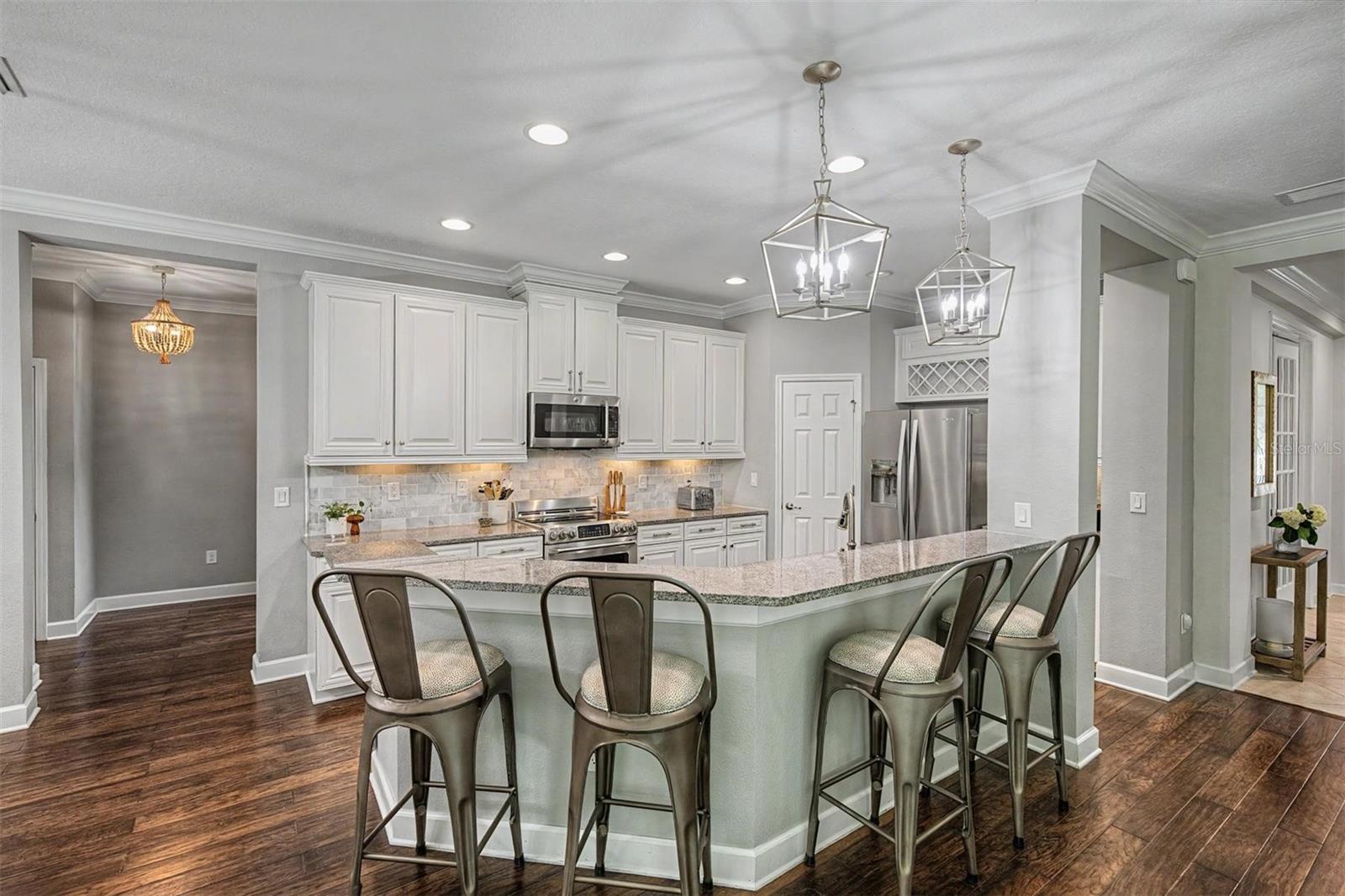 6944 ROCKY CANYON WAY