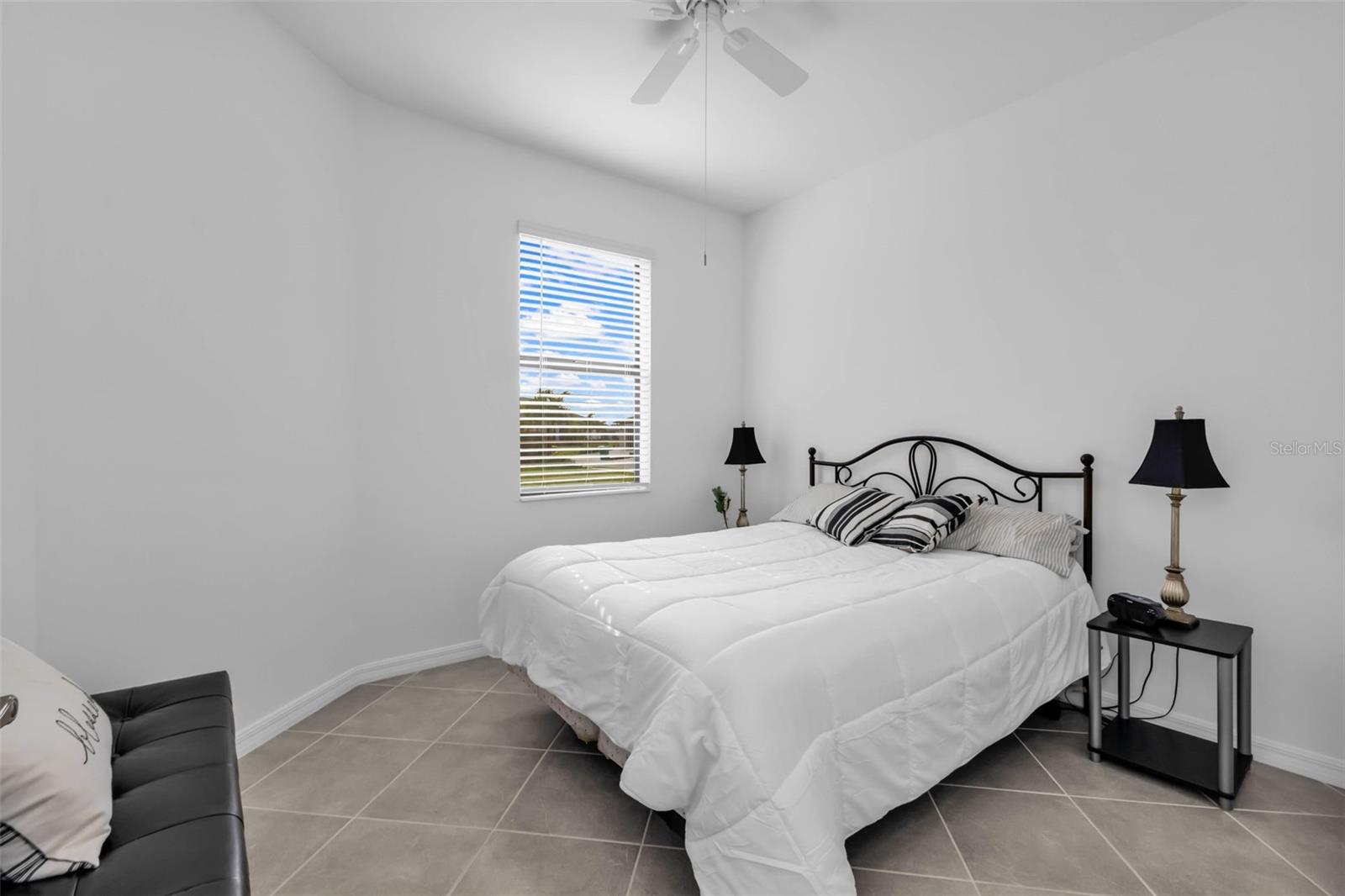 BISCAYNE LNDG II - Residential