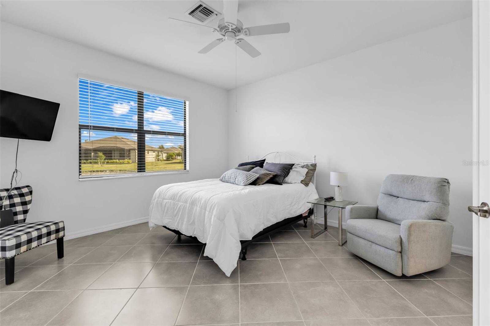 BISCAYNE LNDG II - Residential