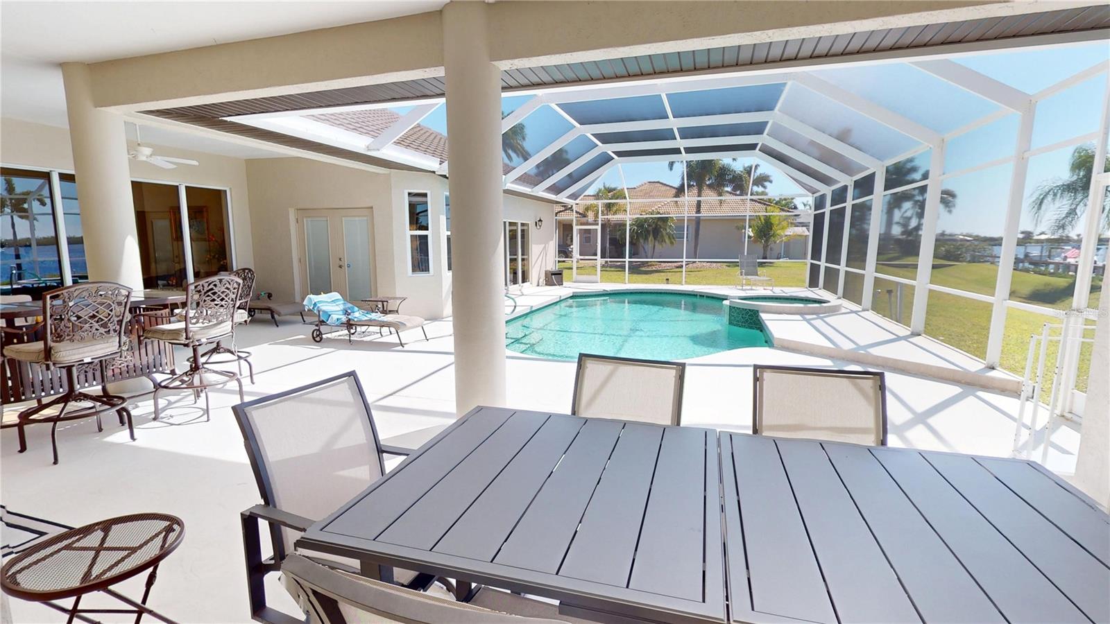 SOUTH BAYVIEW ESTATES - Residential