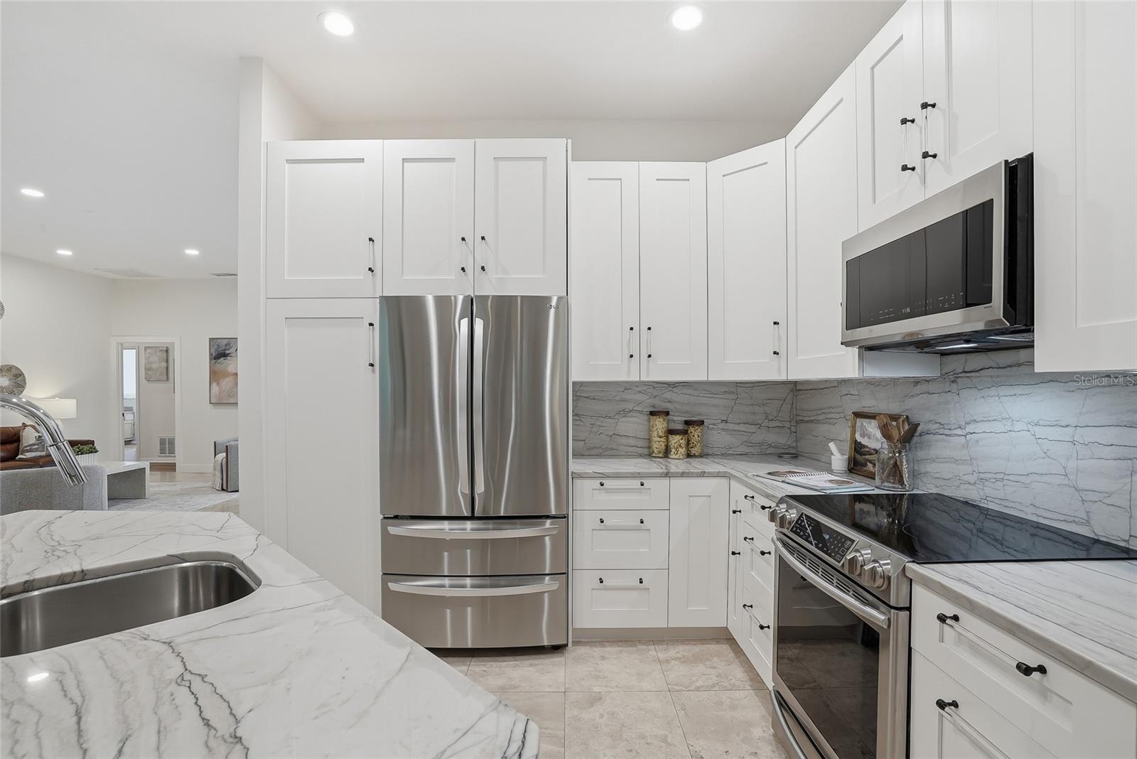 PLACIDO BAYOU - Residential