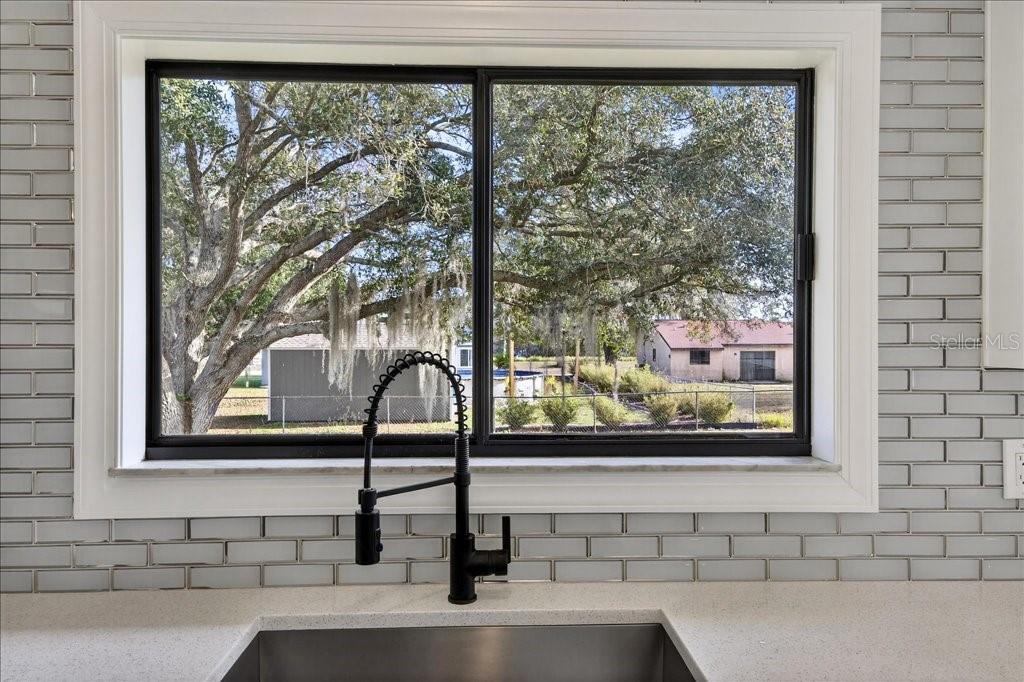 SILVER SPGS SHORES UN 28 - Residential