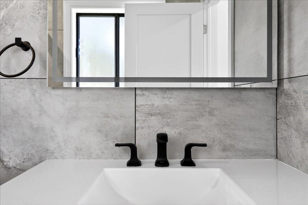 SILVER SPGS SHORES UN 28 - Residential