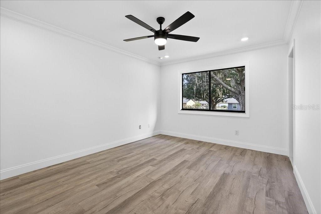 SILVER SPGS SHORES UN 28 - Residential