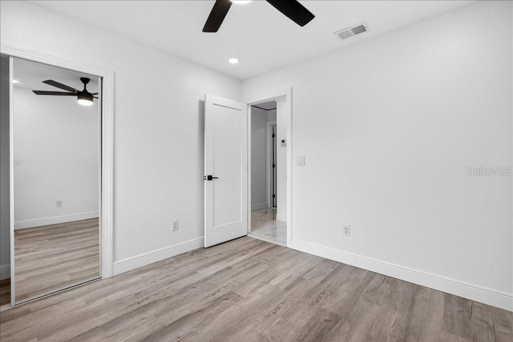 SILVER SPGS SHORES UN 28 - Residential