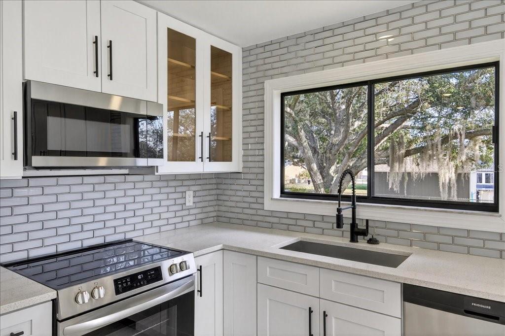 SILVER SPGS SHORES UN 28 - Residential