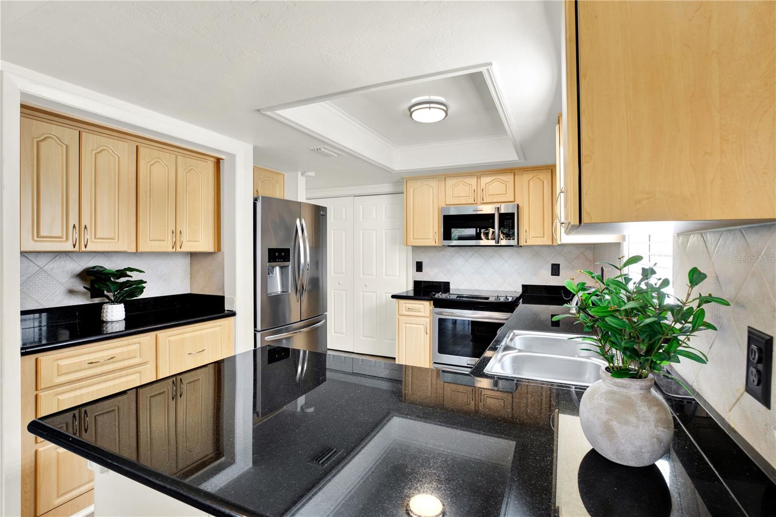 EAST LAKE WOODLANDS CLUSTER HOMES - Residential