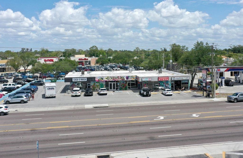 Photo of 2781 Bee Ridge Road, Sarasota, FL 34239 (MLS # A4691539)