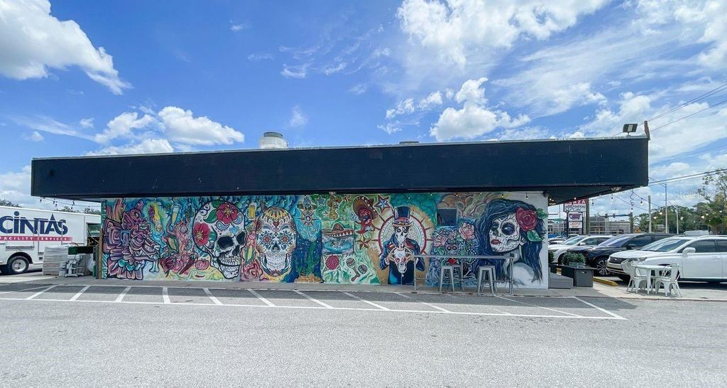 Photo of 2781 Bee Ridge Road, Sarasota, FL 34239 (MLS # A4691539)