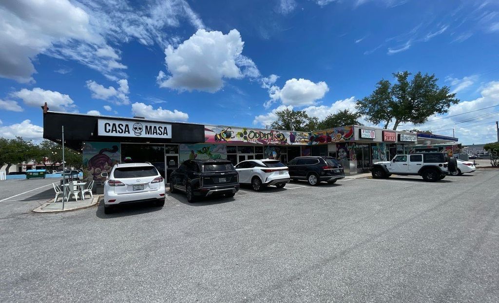 Photo of 2781 Bee Ridge Road, Sarasota, FL 34239 (MLS # A4691539)