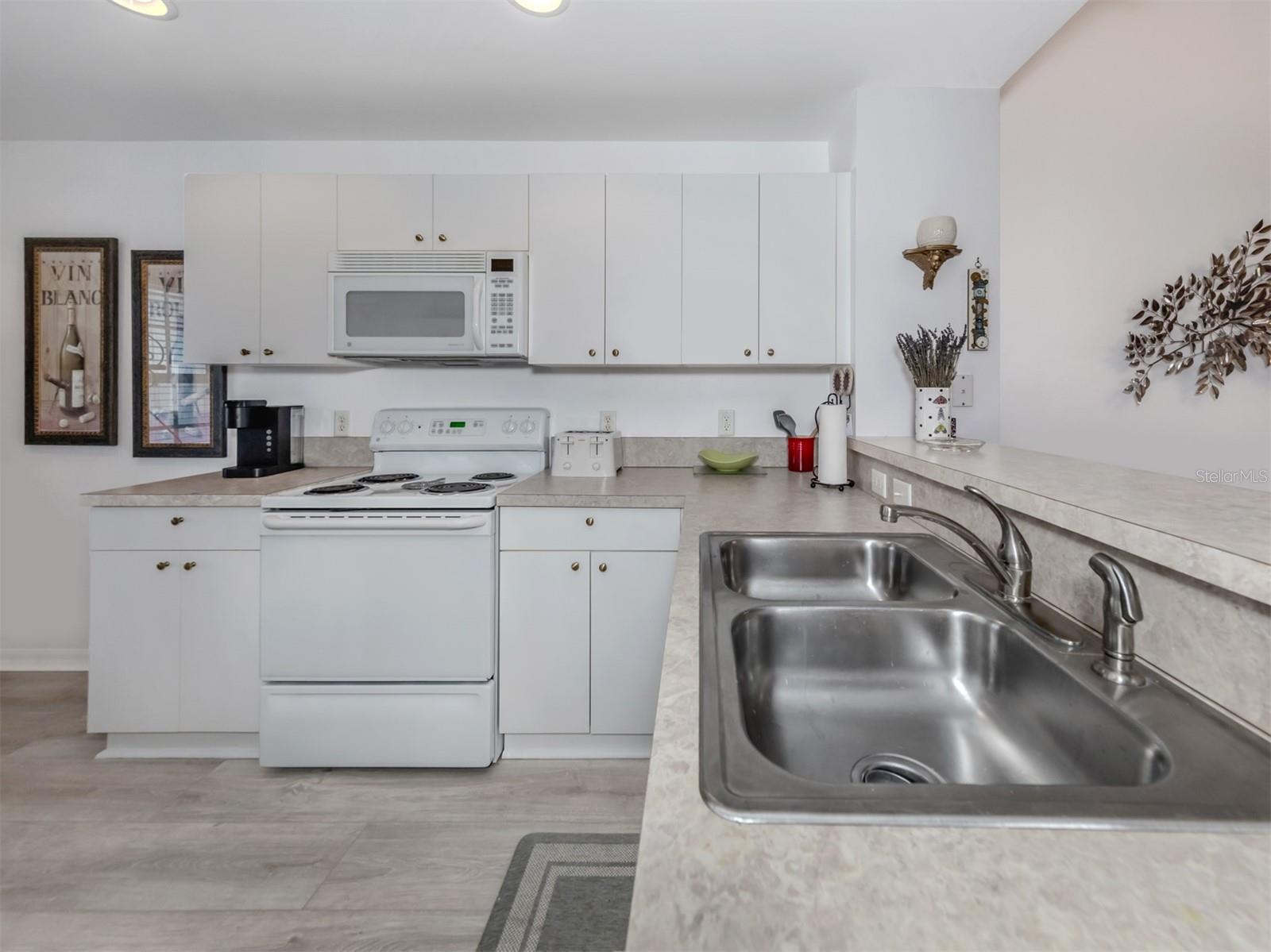 COLONY/SABAL TRACE - Residential Lease