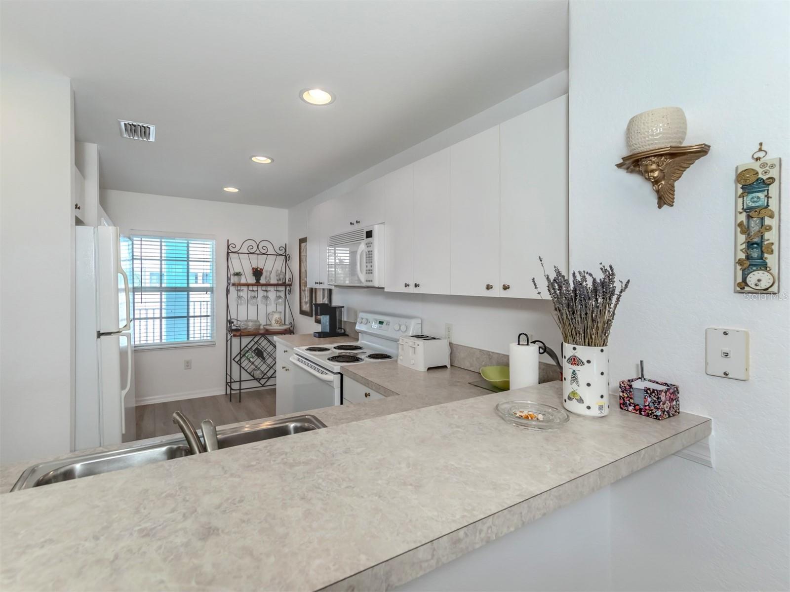 COLONY/SABAL TRACE - Residential Lease