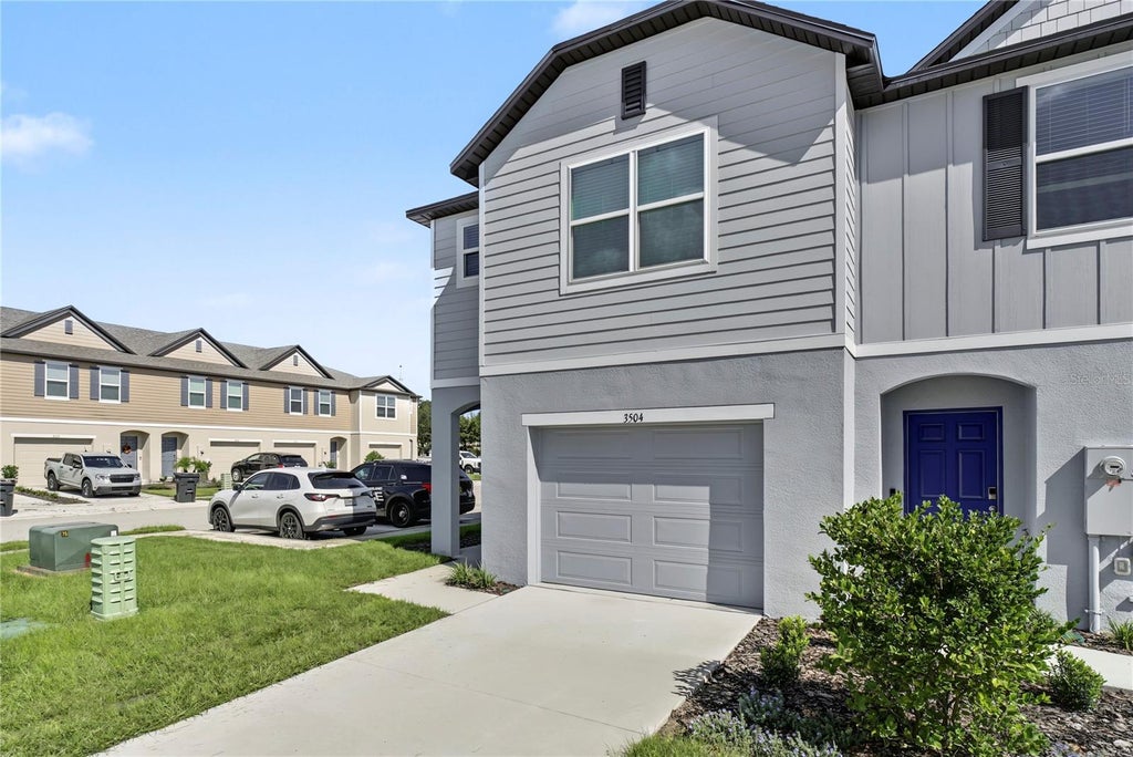 Photo of 3504 Eagles Crossing Way, Lakeland, FL 33803 (MLS # O6440835)