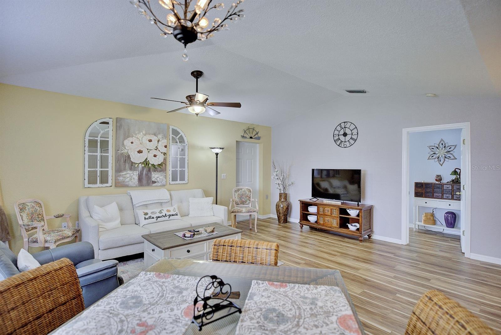 SUN N LAKES DUPLEXES UNIT 13 - Residential