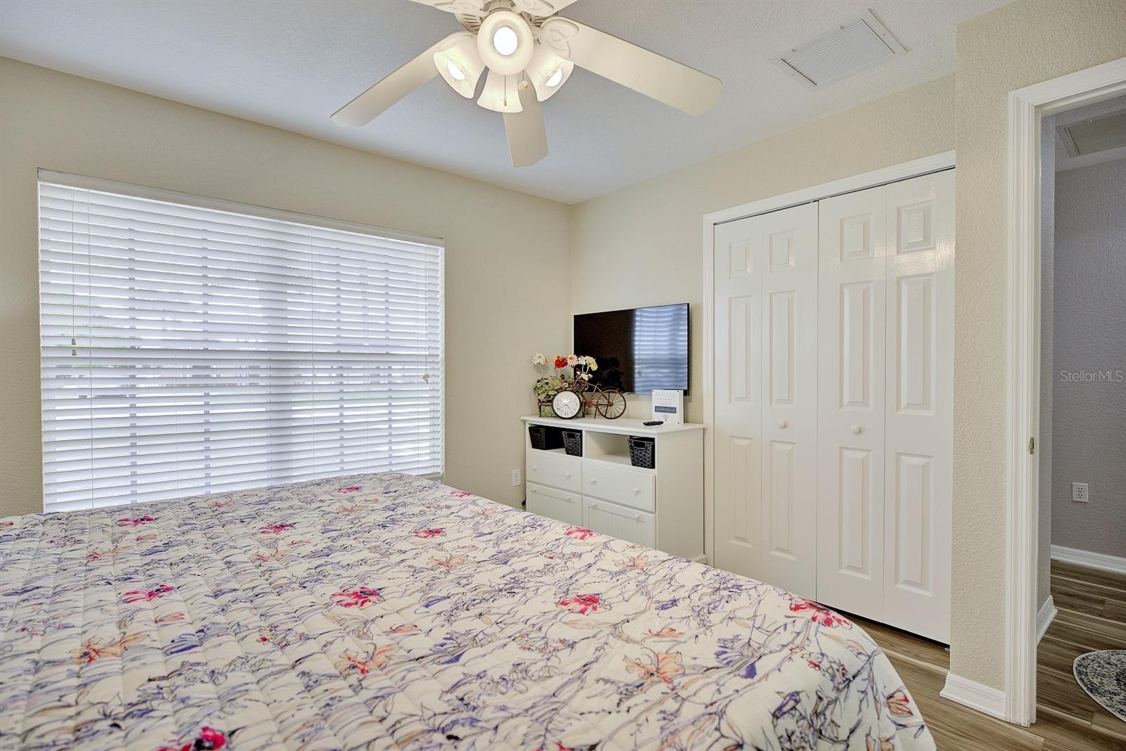 SUN N LAKES DUPLEXES UNIT 13 - Residential