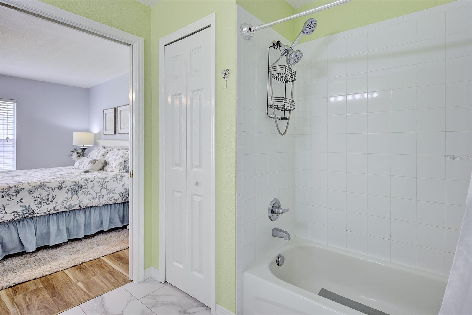 SUN N LAKES DUPLEXES UNIT 13 - Residential