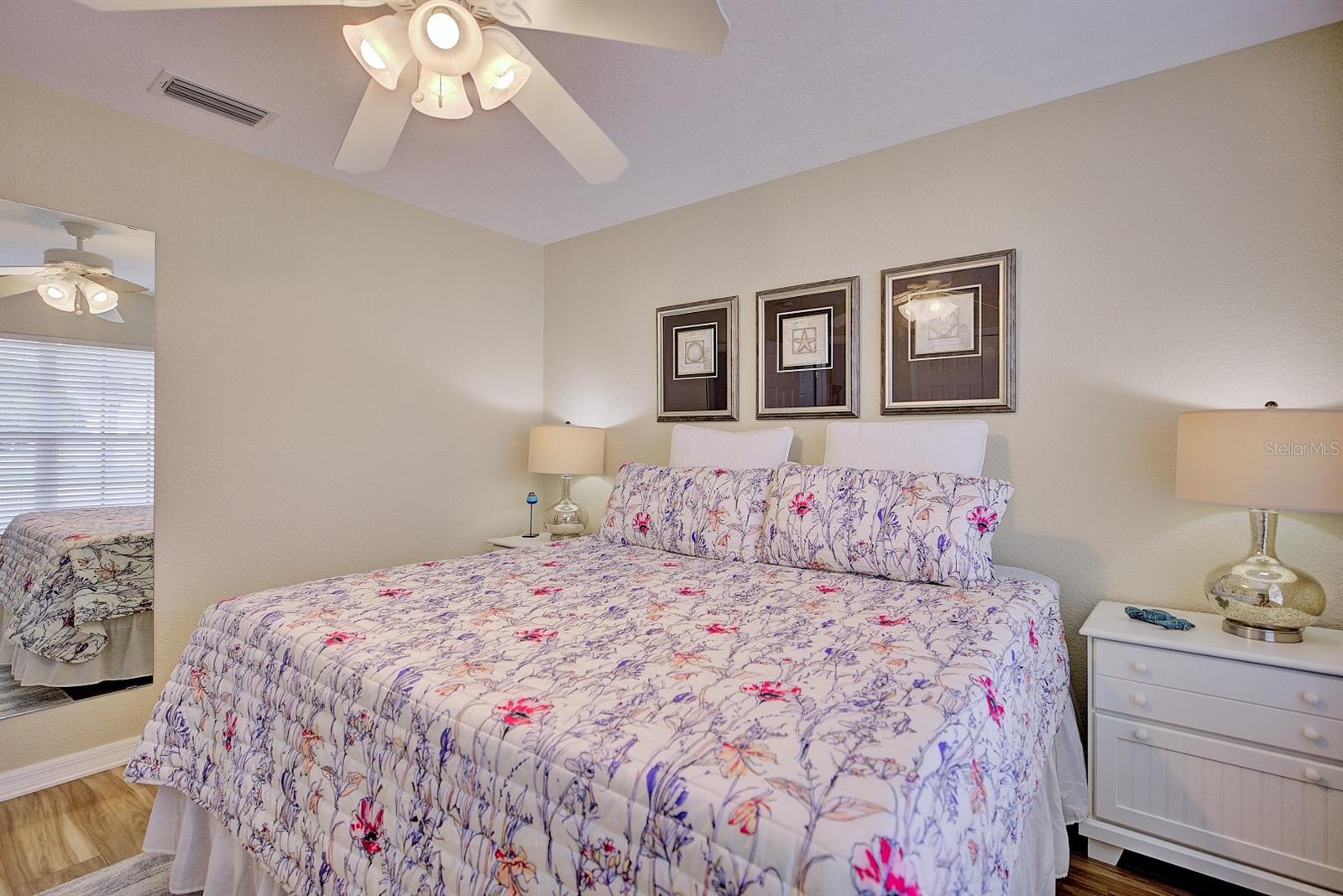 SUN N LAKES DUPLEXES UNIT 13 - Residential