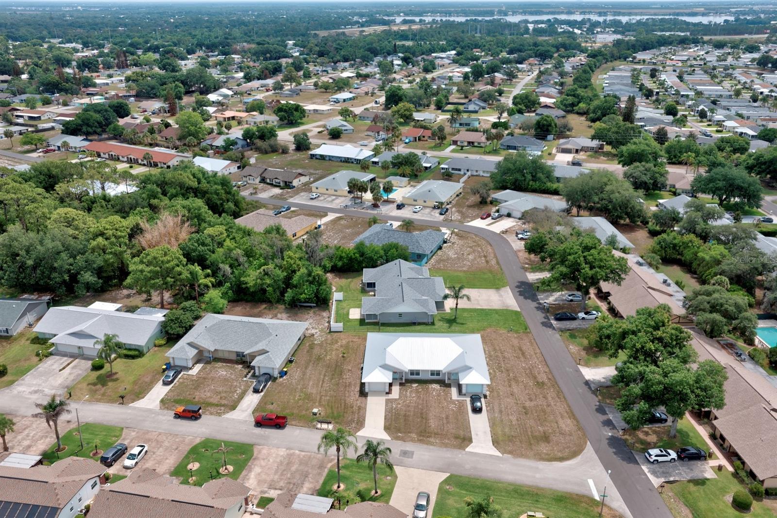 SUN N LAKES DUPLEXES UNIT 13 - Residential