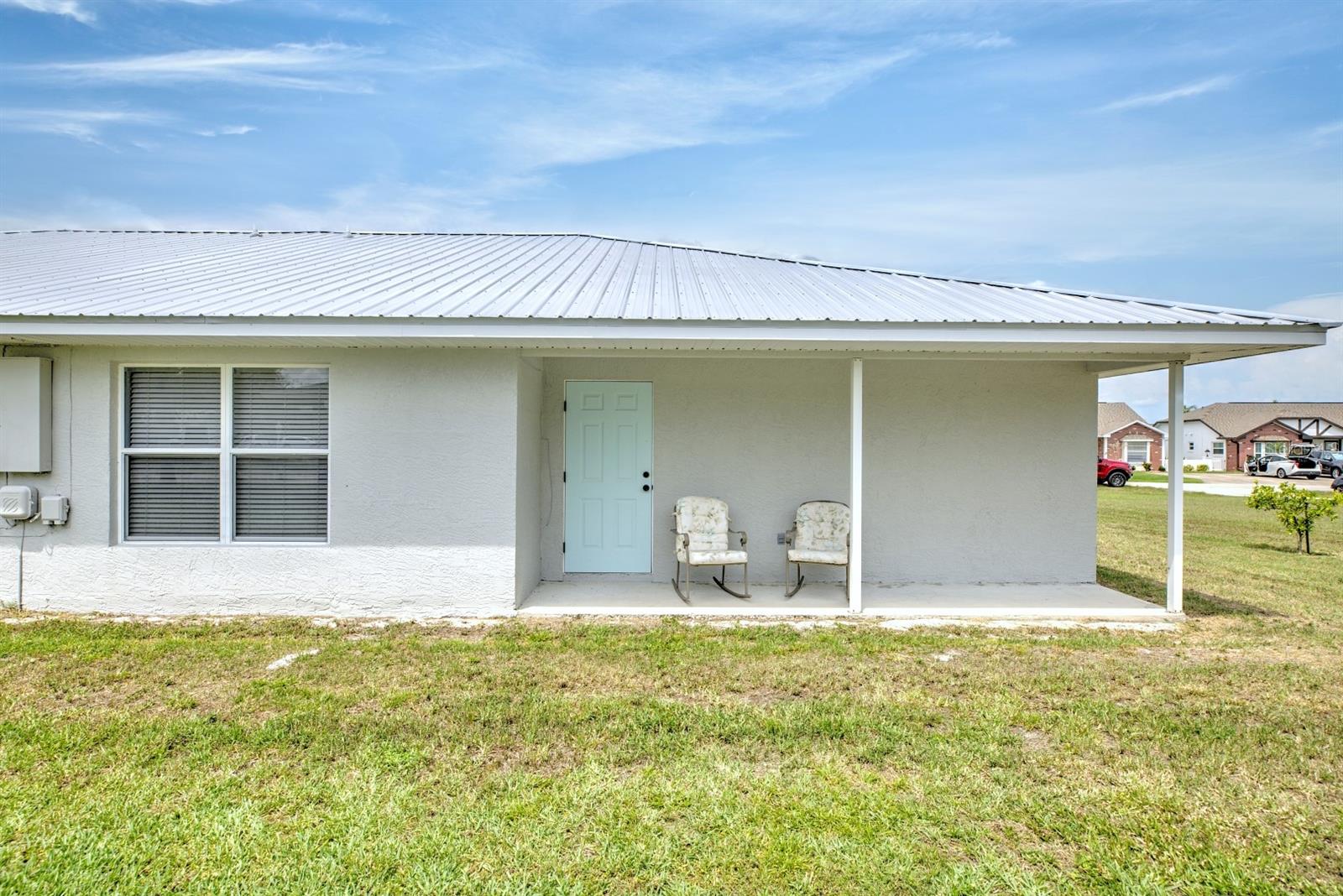 SUN N LAKES DUPLEXES UNIT 13 - Residential