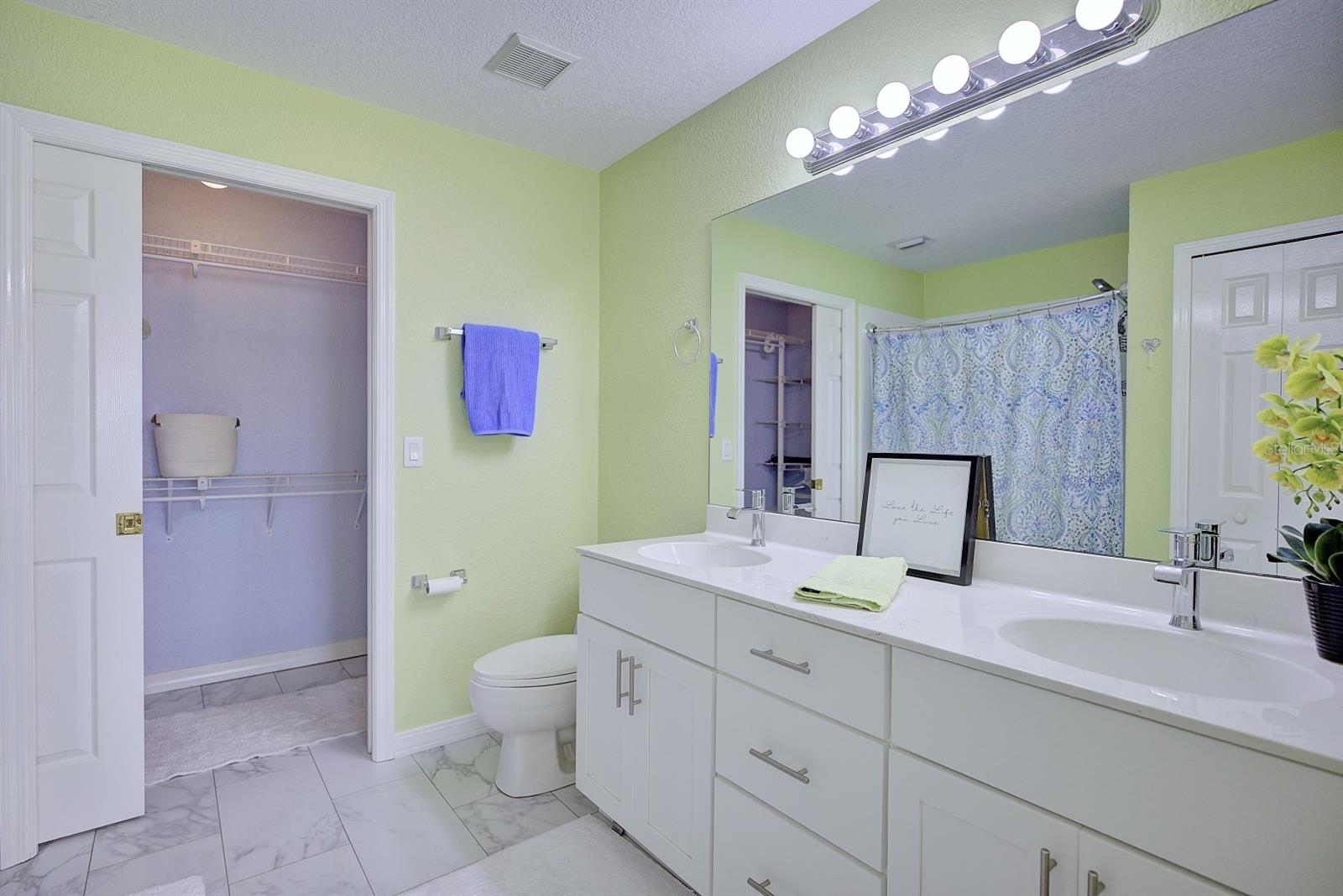 SUN N LAKES DUPLEXES UNIT 13 - Residential