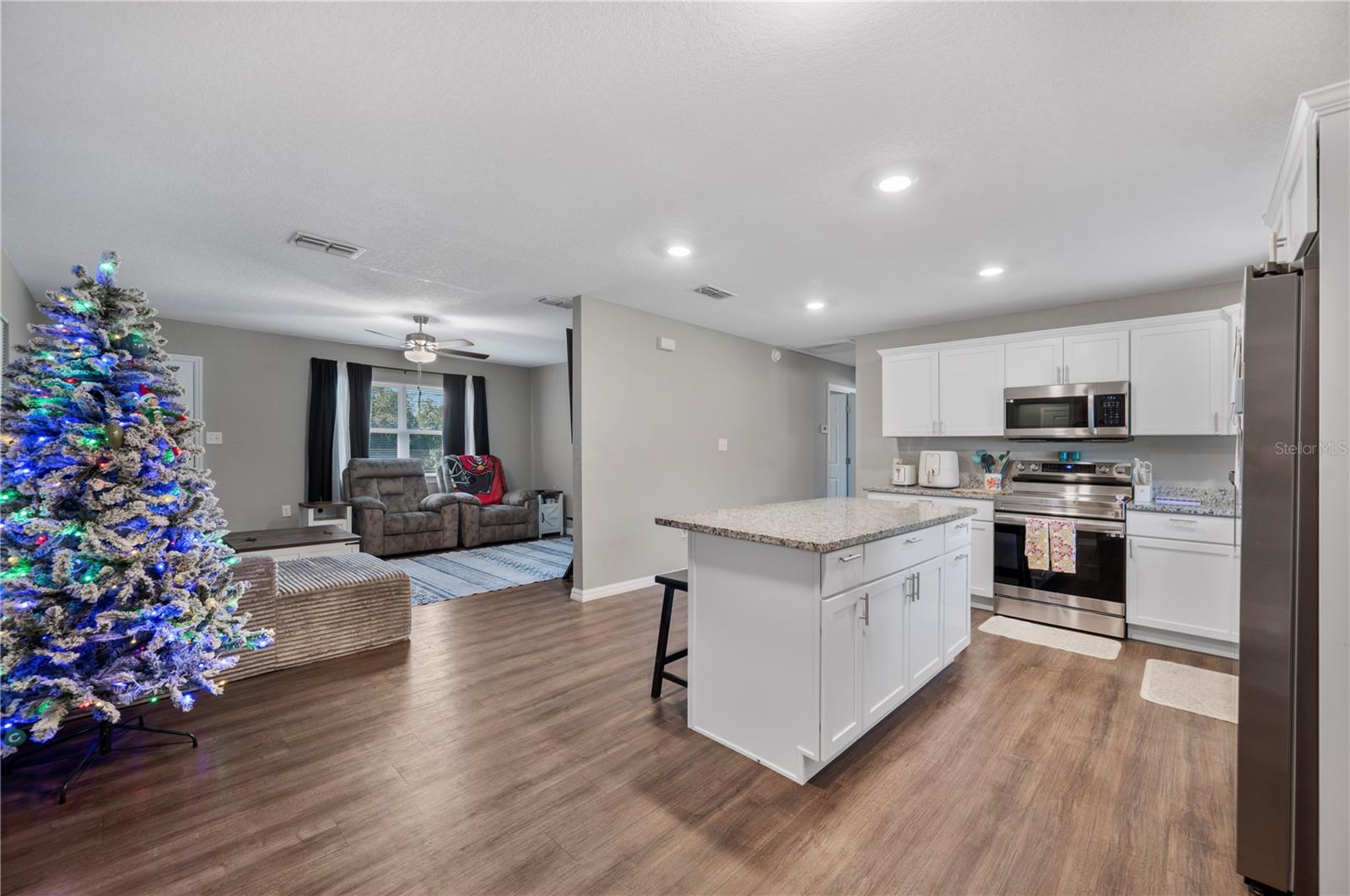 FORESTVIEW ESTATES - Residential