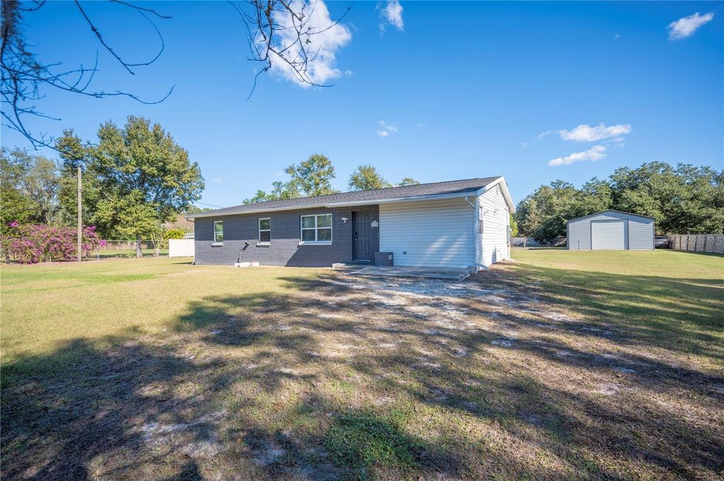 Photo of 6830 County Line Road, Lakeland, FL 33811 (MLS # L4957996)