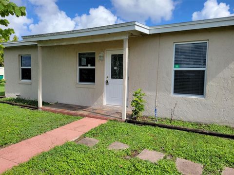 A home in PORT CHARLOTTE