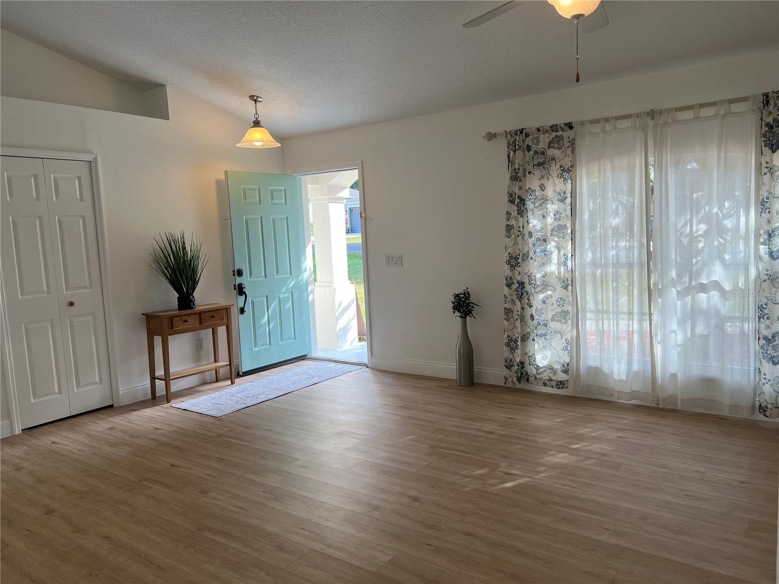 WEST HIGHLANDS - Residential