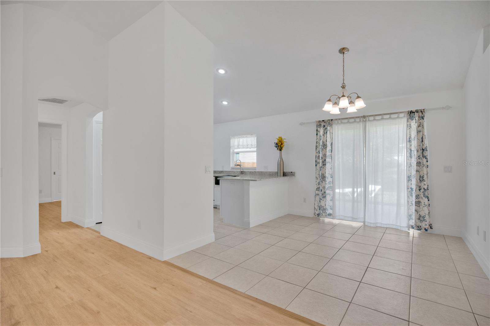 WEST HIGHLANDS - Residential