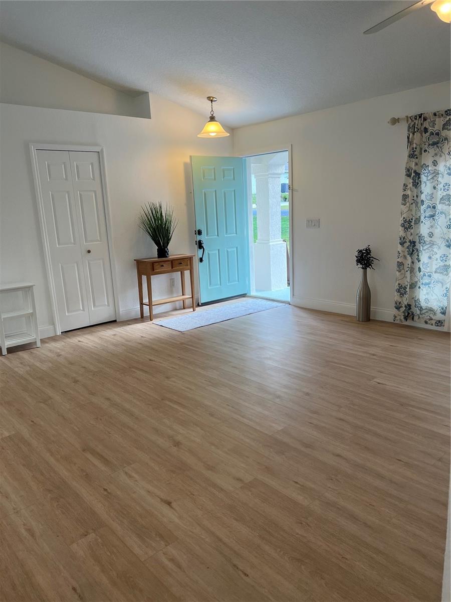 WEST HIGHLANDS - Residential