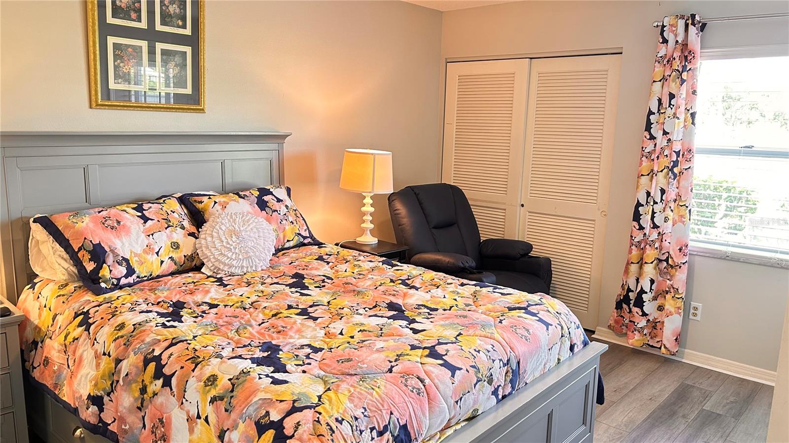 FARMINGTON VISTAS - Residential