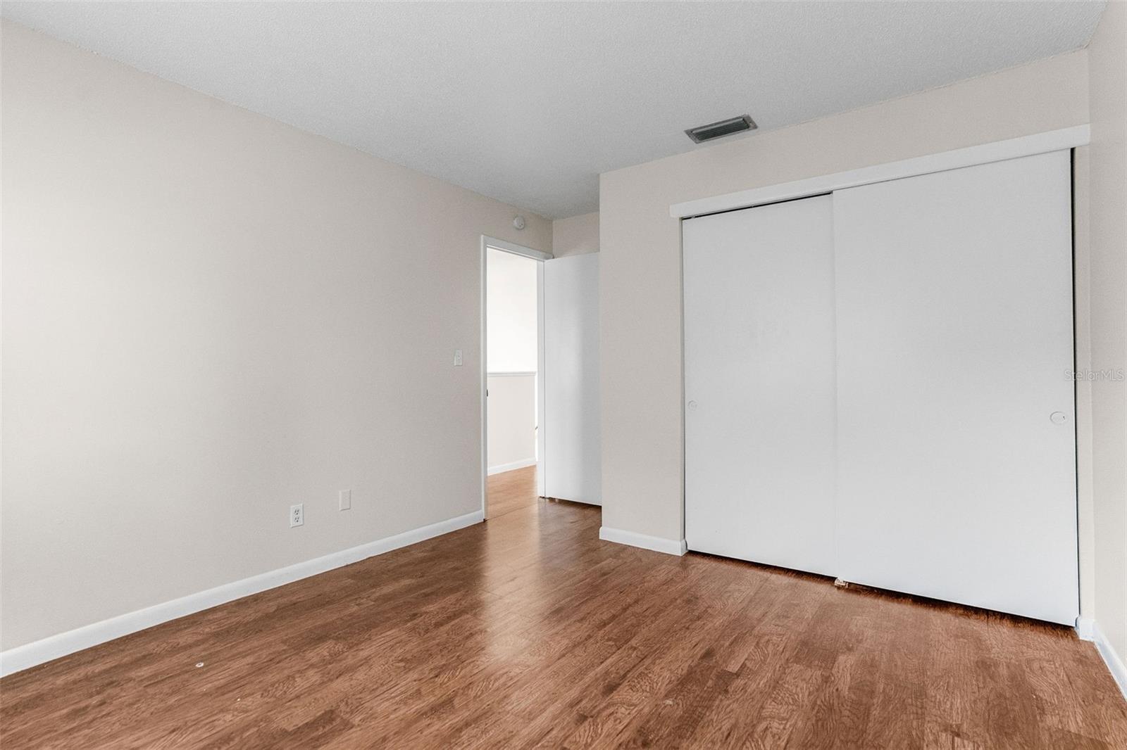 VALENCIA PARK - Residential Lease