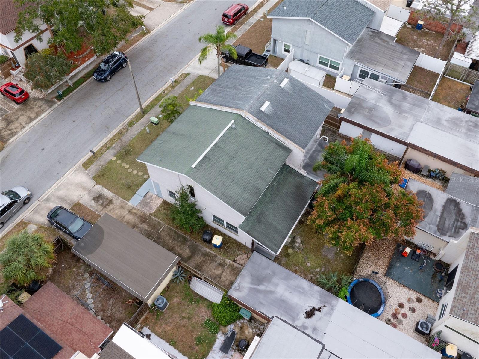 VALENCIA PARK - Residential Lease