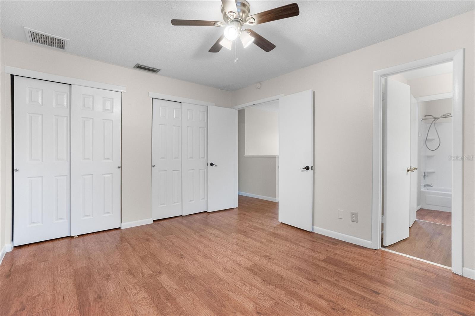 VALENCIA PARK - Residential Lease