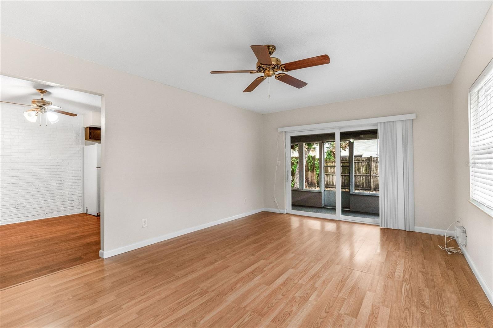 VALENCIA PARK - Residential Lease