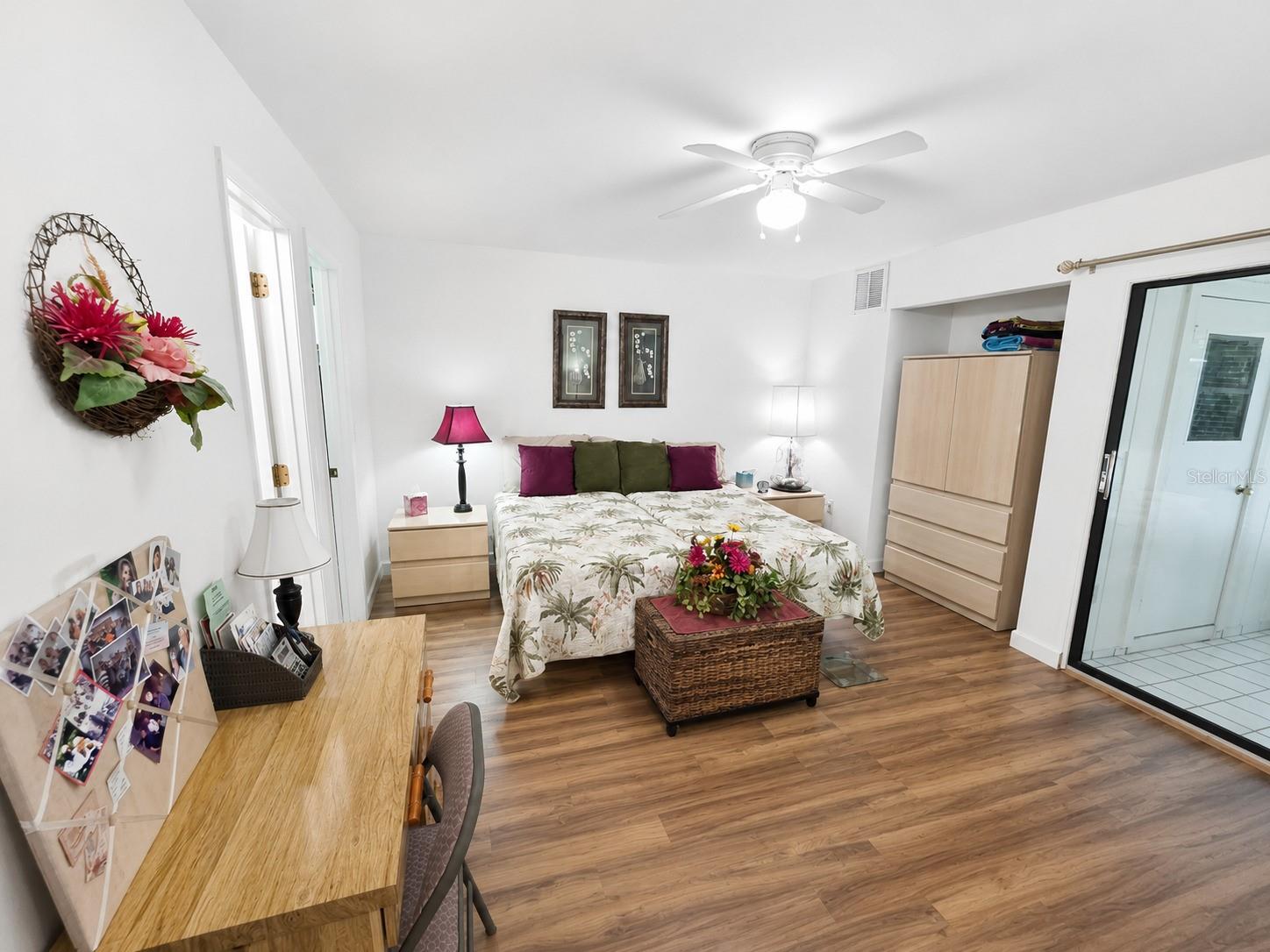 225 OAK HILL DRIVE 10