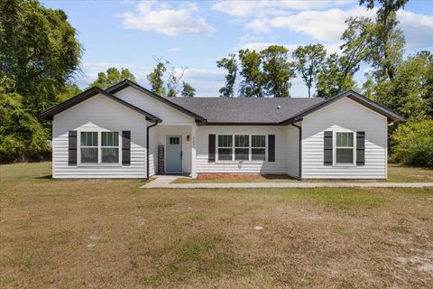 Photo of 5231 NW 73rd Street, Chiefland, FL 32626 (MLS # GC539448)