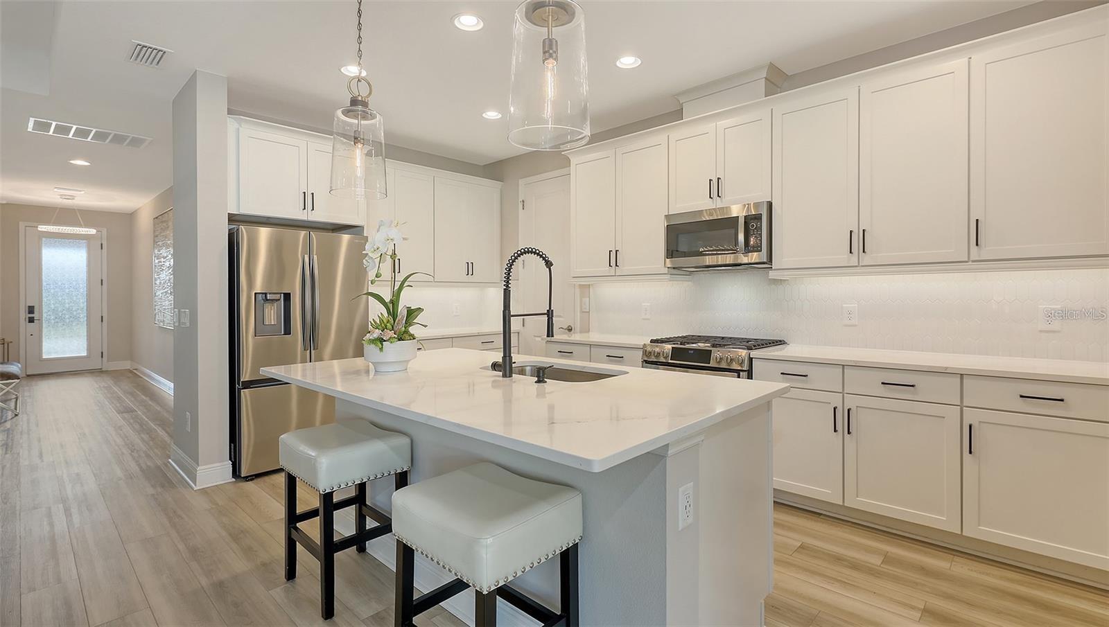 SWEETWATER AT LAKEWOOD RANCH PH I & II - Residential Lease