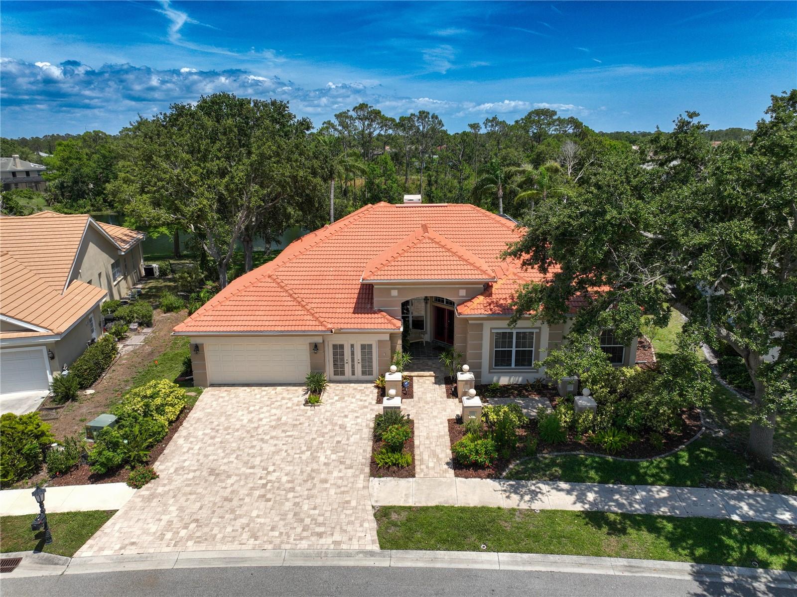 RIVENDELL - Residential